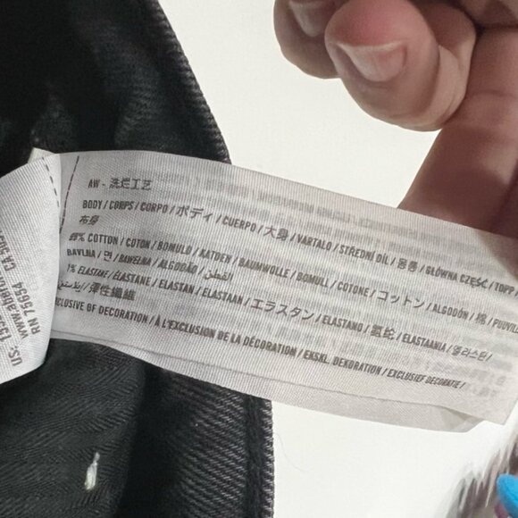 Abercrombie & Fitch The 90s Relaxed High Rise Jeans - Picture 10 of 10